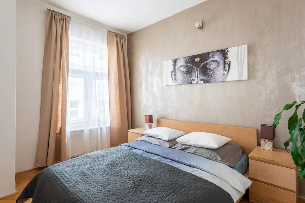 2 Bedrooms Apt Near Wenceslas Sq Praga Exterior foto